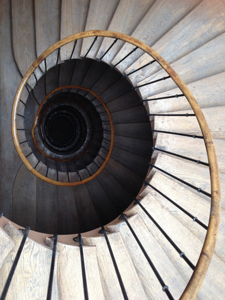 Charlotte Lardeyret-Architecte-Paris intemporel-Escalier - Ascenseur - photo 1