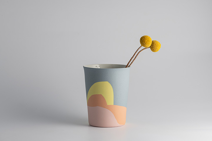 A Dream in a Hat-Arts de la Table-Le Vase ceramique A Dream in a Hat-0 - photo 1