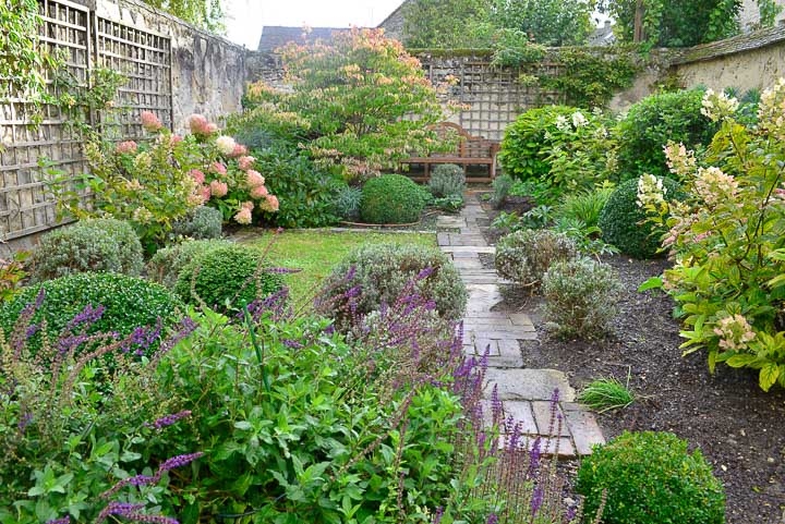 Jardins Intemporels-Paysagiste-Amenagement d'un jardin paysager à la campagne-Jardin - photo 1