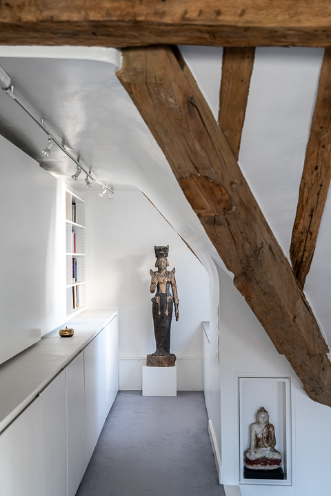 Dom Palatchi-Architecte d'intérieur - Décorateur-Renovation d'un appartement triplex à Paris-Entrée - Couloir - Dégagement - photo 1