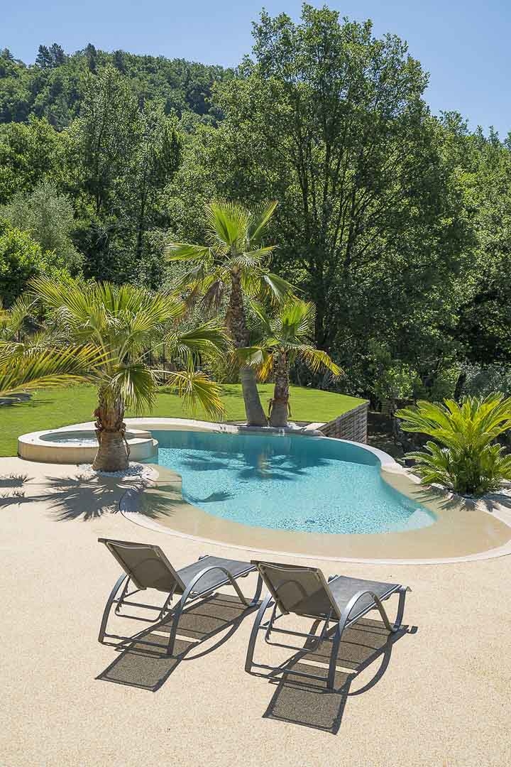 Diffazur Piscines-Piscine - Spa - Accessoires-Piscine forme libre-Terrasse - photo 1