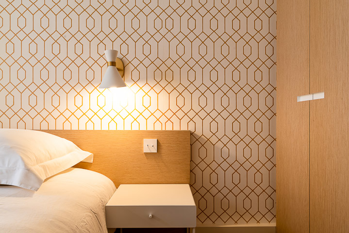 Caroline Champenois-Architecte d'intérieur - Décorateur-Renovation d'un pied à terre dans le centre de Paris-Chambre - photo 4
