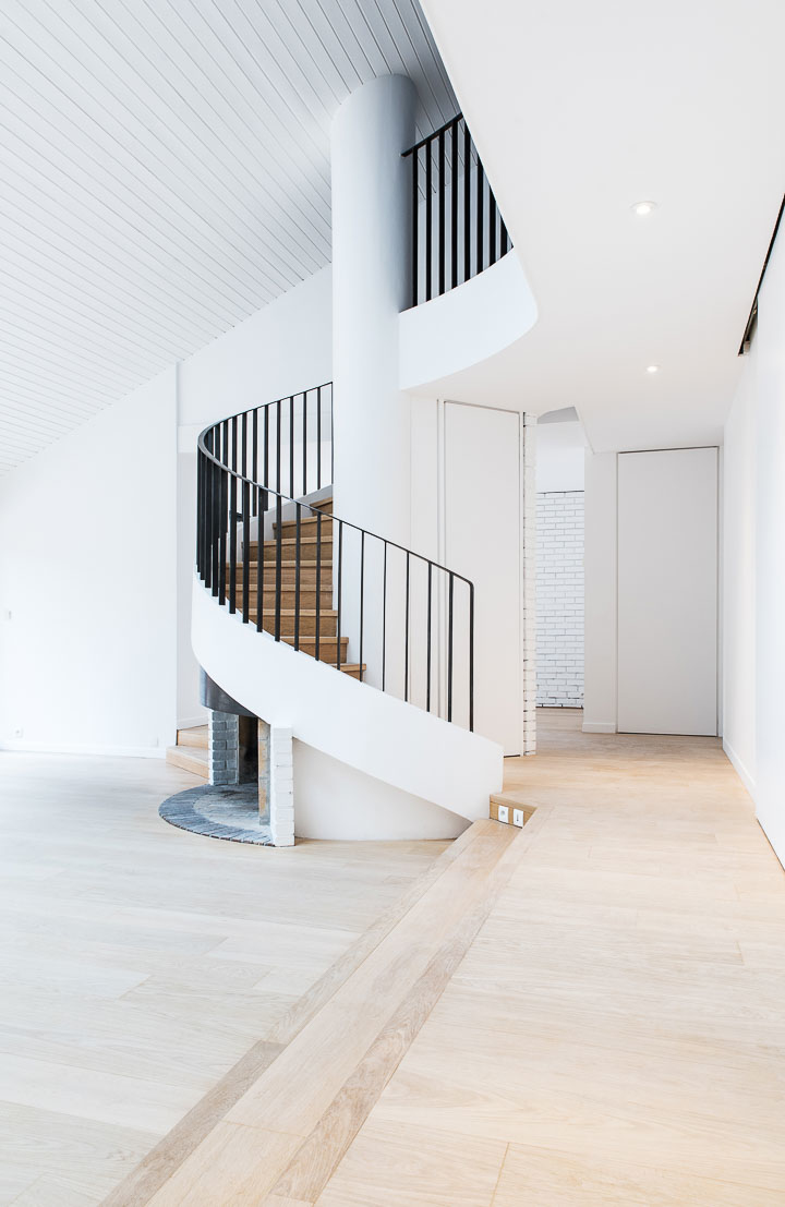 Caroline Champenois-Architecte d'intérieur - Décorateur-Rénovation complète d'une maison en Ile de France-Escalier - Ascenseur - photo 2