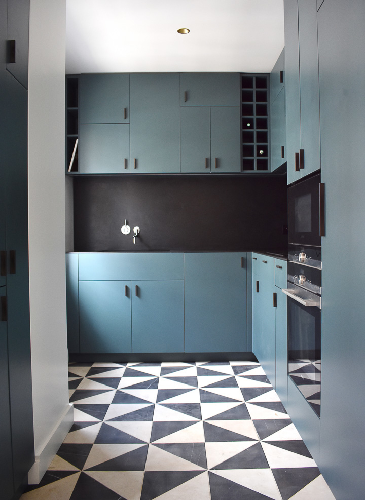 Caroline Champenois-Architecte d'intérieur - Décorateur-La rénovation colorée d'un appartement en ville-Cuisine - photo 4