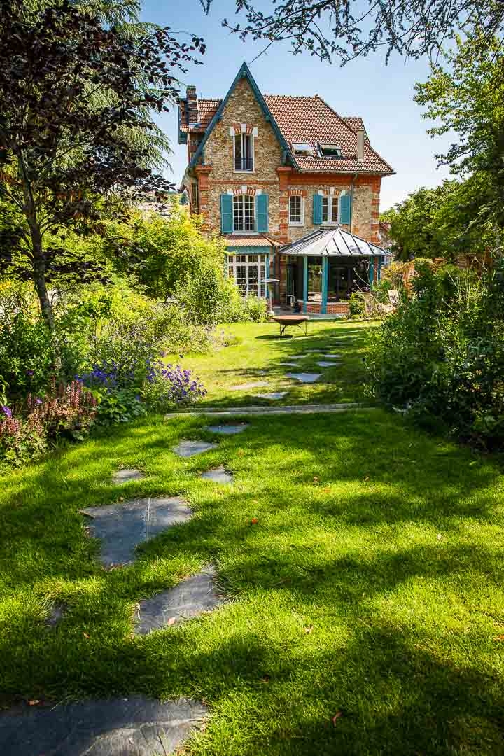 Opus Paysage-Paysagiste-Un jardin paysager en pente douce-Extérieur Maison - photo 1