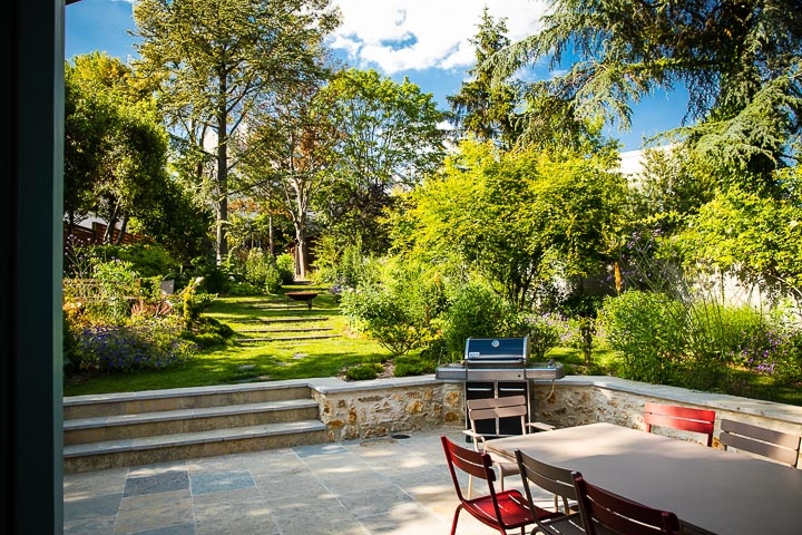 Opus Paysage-Paysagiste-Un jardin paysager en pente douce-Terrasse - photo 3