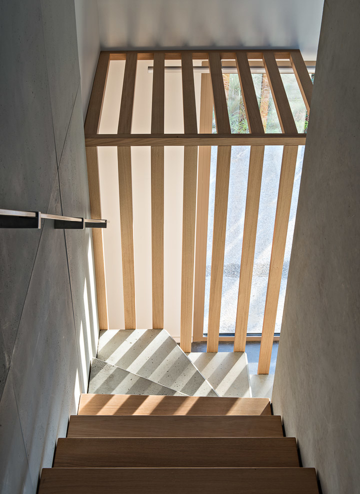 Dom Palatchi-Architecte d'intérieur - Décorateur-Rénovation d'une maison de vacances dans les Landes-Escalier - Ascenseur - photo 4