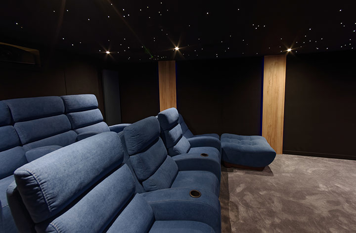 Ocinema-Domotique - Image - Son  -Une petite salle de cinéma pour un particulier-0 - photo 2