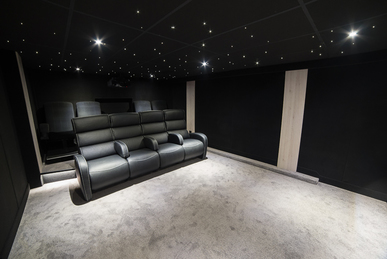 Ocinema-Domotique - Image - Son-Un cinema privé design