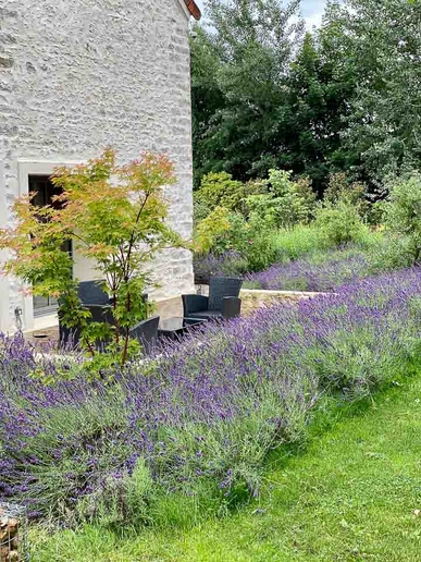 Jardins Intemporels-Paysagiste-Un jardin méditerranéen contemporain