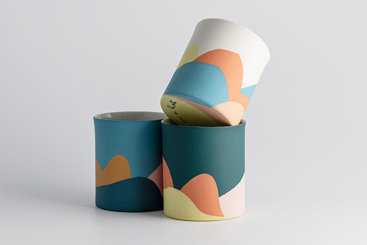 A Dream in a Hat-Arts de la Table-Le Mug ceramique A Dream in a Hat-0 - photo 1