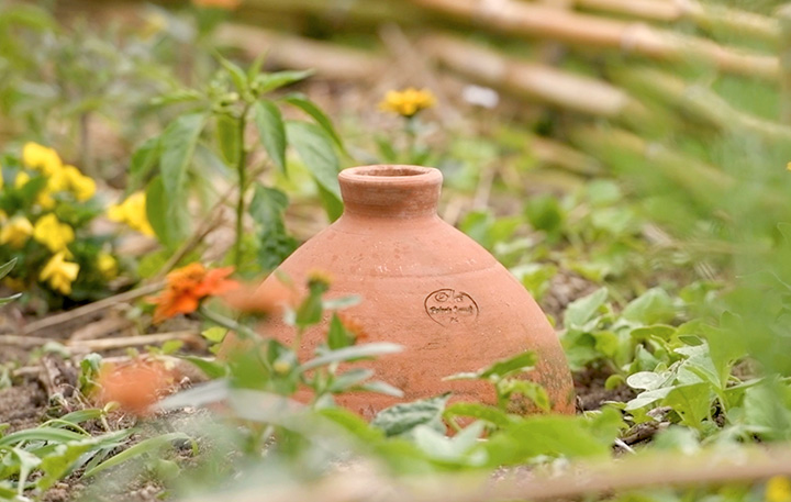 Jamet-Equipement du jardin-Origin, l'olla en terre cuite à remplir-0 - photo 1