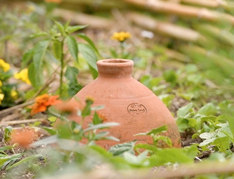 Jamet-Equipement du jardin-Origin, l'oya en terre cuite à remplir